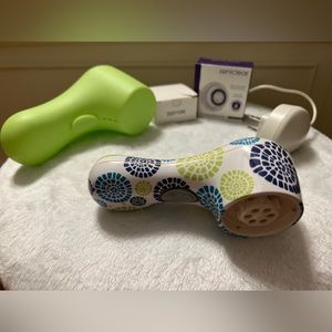 COPY - Clarisonic Mia 2 includes 2 NEW Brushes and Case